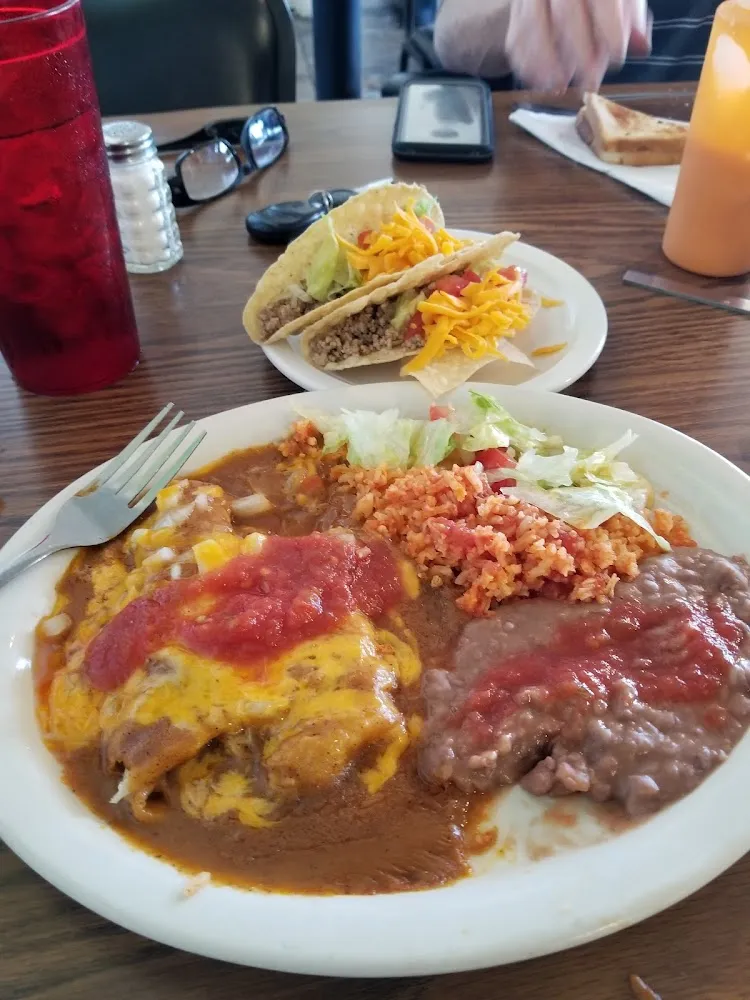 2 Enchiladas 2 Tacos